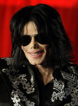 Michael Jackson memorabilia fetches $1M in Macau
