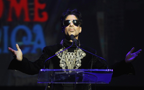 Prince announces 'Welcome 2 America' tour