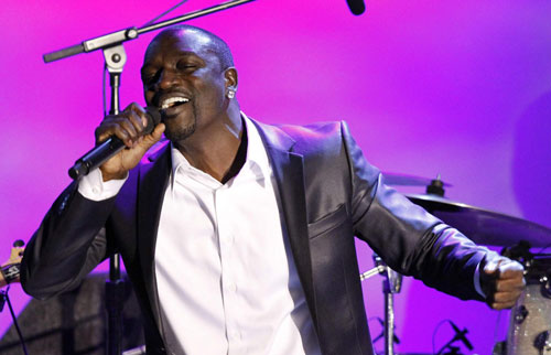 Singers perform at Carousel of Hope Ball in Beverly Hills