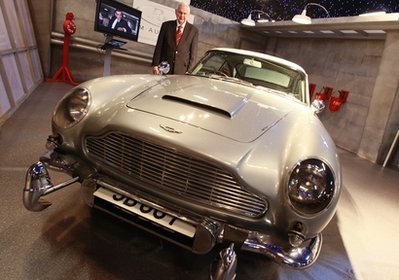 007's Aston Martin sells for $4.1M in London