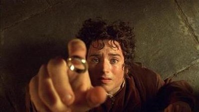 New Zealand divided over government deal to keep Hobbit