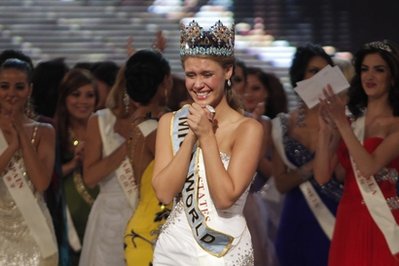 Soft-spoken 18-year-old American wins Miss World