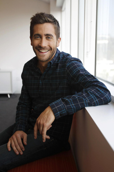 Jake Gyllenhaal poses for a por...