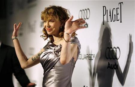 Courtney Love's tweets lead to court trial