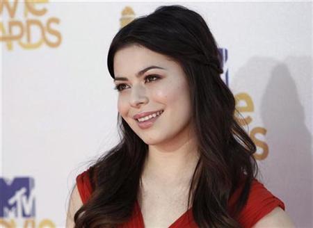 Miranda Cosgrove Taps Rivers Cuomo for'High Maintenance' EP