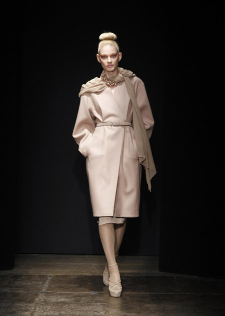 Donna Karan Fall/Winter 2011 collection