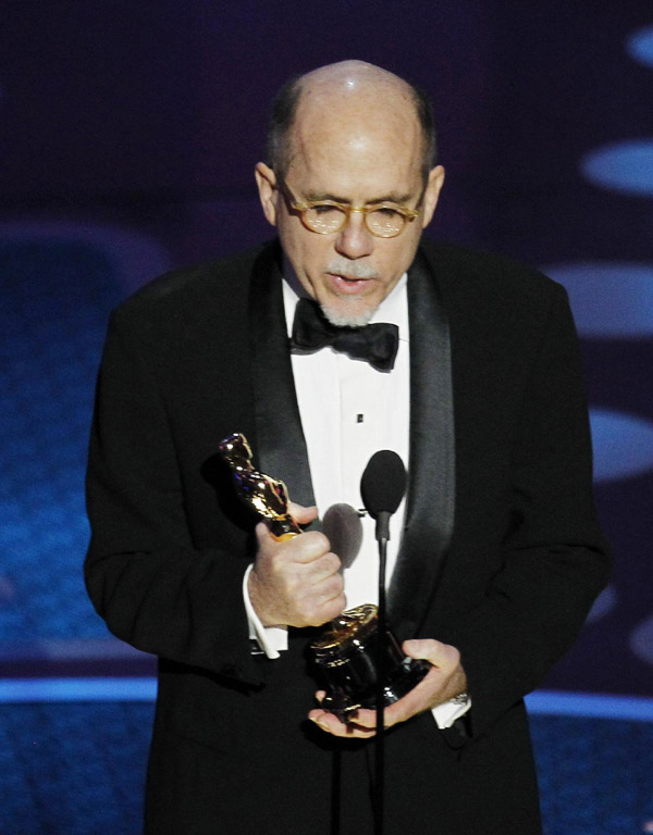 Richard King accepts the Oscar for sound editing for his work in 'Inception'