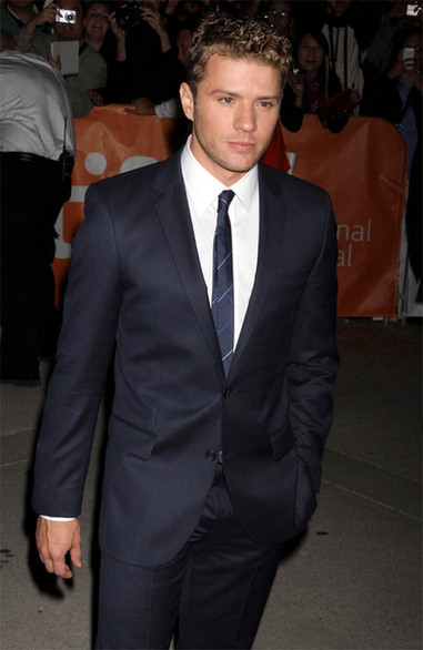 Ryan Phillippe dating again