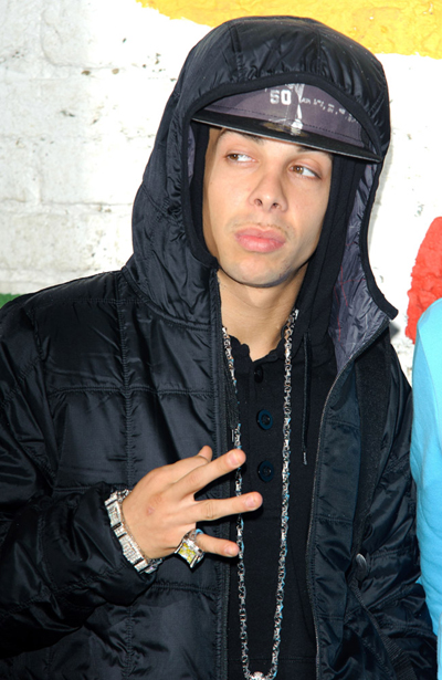 N-Dubz's Dappy splits from kids' mother