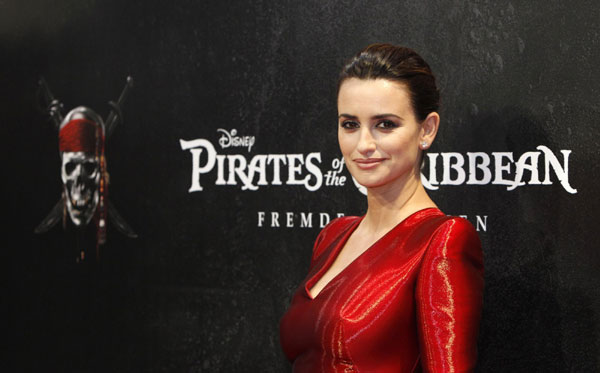 Cruz attends premiere of 'Pirates of the Caribbean: On Stranger Tides'