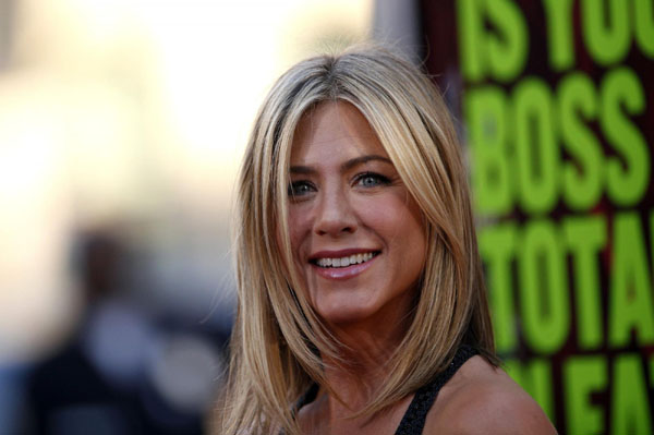 Aniston attends premiere of 'Horrible Bosses'in Hollywood