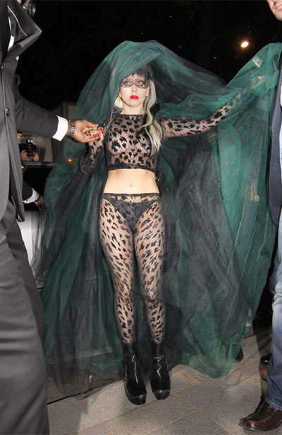 Lady Gaga taking surfing lessons