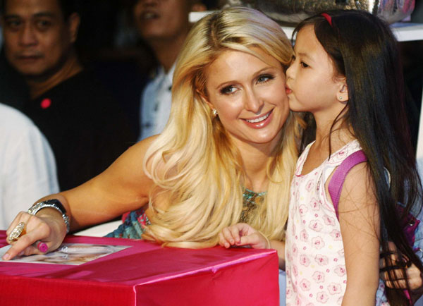 Paris Hilton opens boutique in Manila|Celebritie