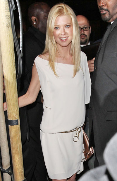 Tara Reid shares honeymoon pictures