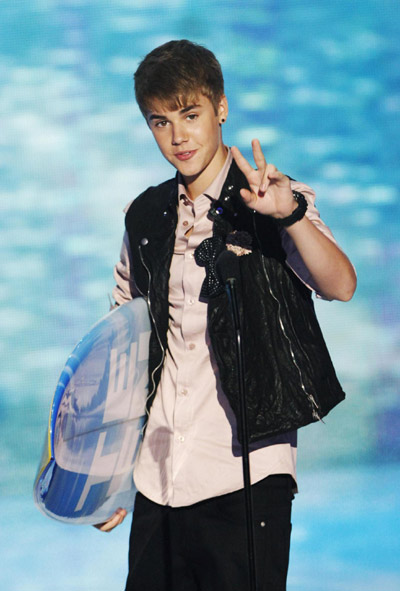Bieber book to examine singer's Christianity