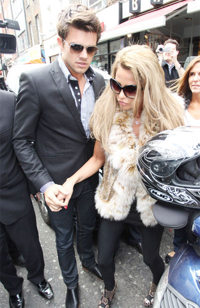 Katie Price praises Leandro's parenting skills