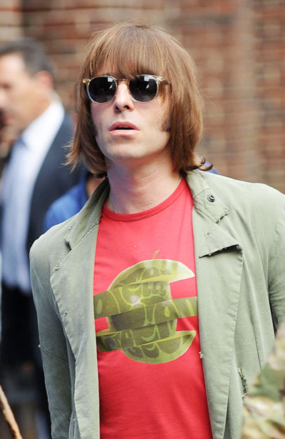 Liam and Noel acquiesce on V Festival