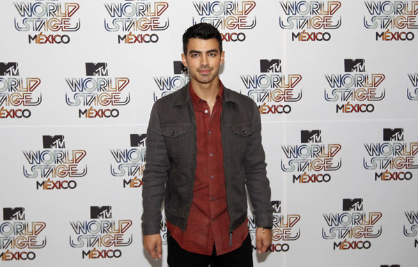 Joe Jonas poses during a photocall in Mexico City