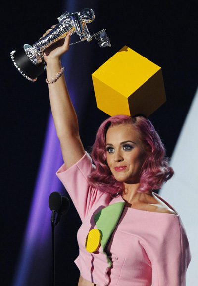 Gaga and Perry win big at 2011 MTV Video Music Awards