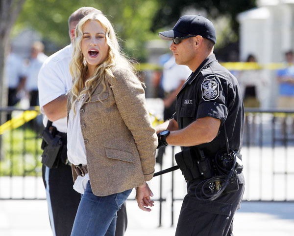 Daryl Hannah arrested in White House protest