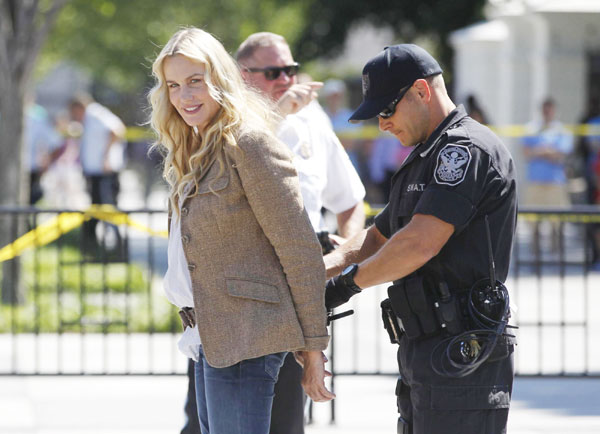 Daryl Hannah arrested in White House protest