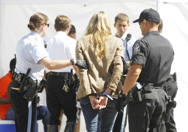 Daryl Hannah arrested in White House protest