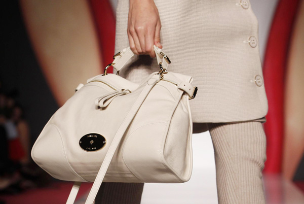 Kate Moss attends Mulberry 2012 Spring/Summer collection
