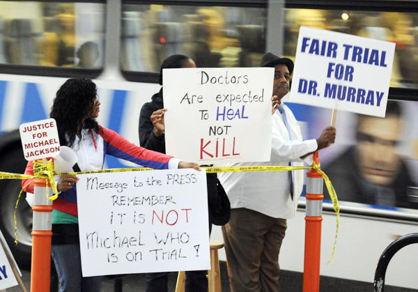 Frantic calls, crying kids at scene of Jackson death