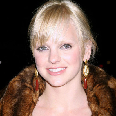 Anna Faris wants eights kids