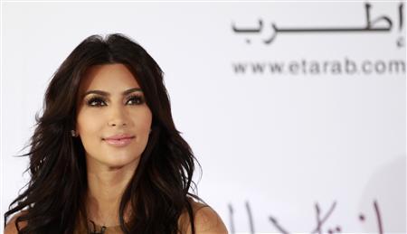 Reality star Kardashian on prenup: You do the math