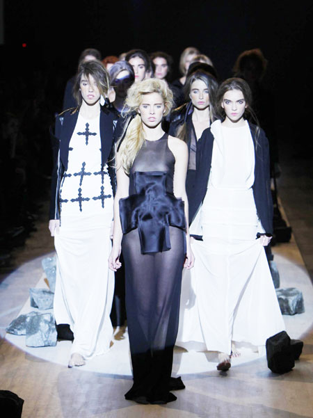 Ukrainian Fashion Week goes on in Kiev