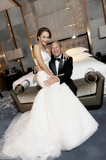 Coco Lee marries billionaire