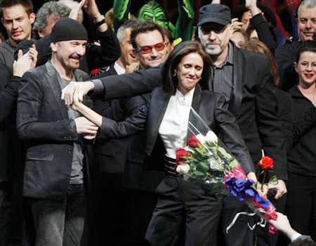 Fired 'Spider-man' director sues Broadway producers