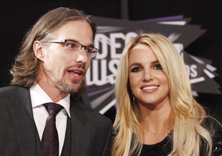 Pop star Britney Spears engaged to boyfriend