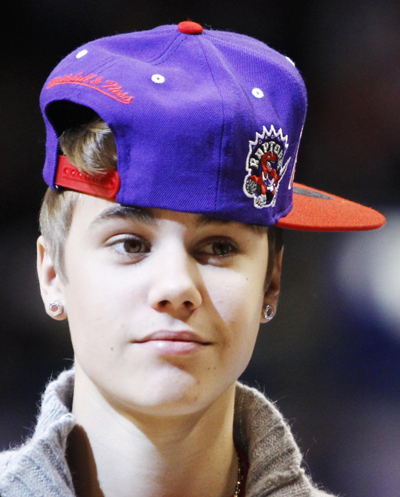 Bieber goes home for basketball