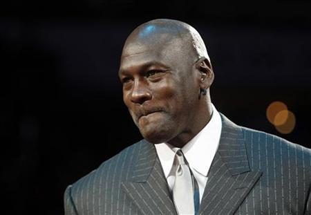 Michael Jordan engaged to model Yvette Prieto