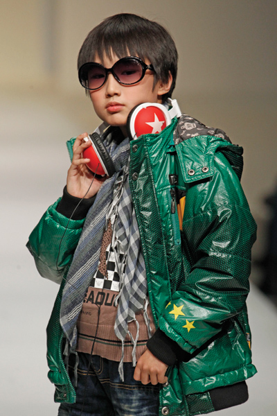 Children Fashion Show on Children S Industry Base During China Fashion Week  Vincent Thian