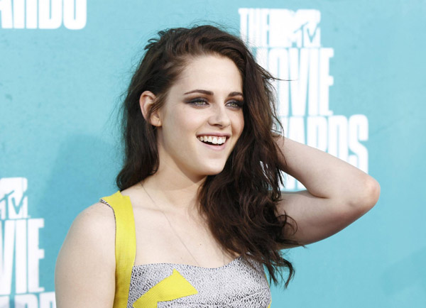 Celebrities attend 2012 MTV Movie Awards in Los Angeles