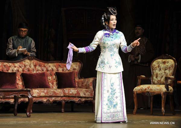 Chinese actress Liu Xiaoqing performs in drama 'Fenghua Juedai'