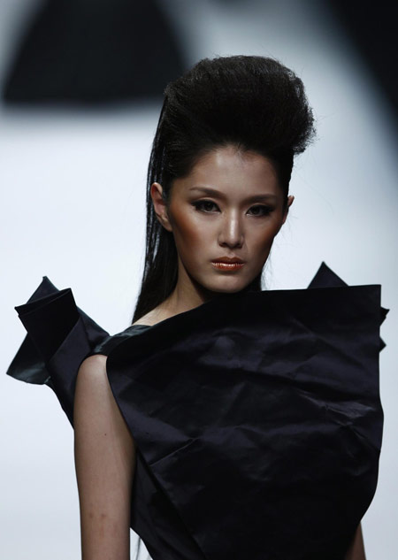 Shanghai fashion week: Femina Magazine