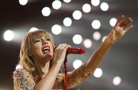 Taylor Swift's 'Red' tops Billboard chart
