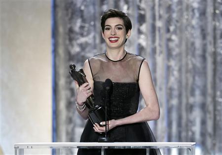 Anne Hathaway, Tommy Lee Jones win SAG awards