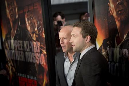 'Die Hard' action beats love stories at box office