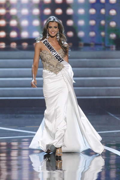 Miss Connecticut Erin Brady crowned Miss USA 2013