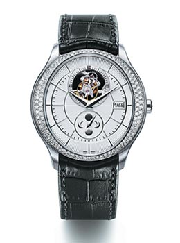 Watches inspired by the moon