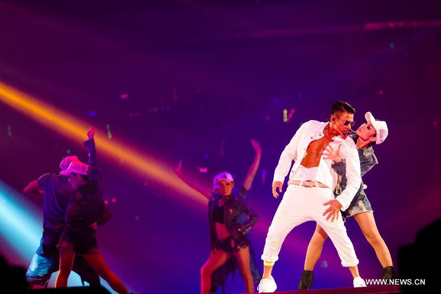 Highlights of pop star Andy Lau's concert tour in Nanjing