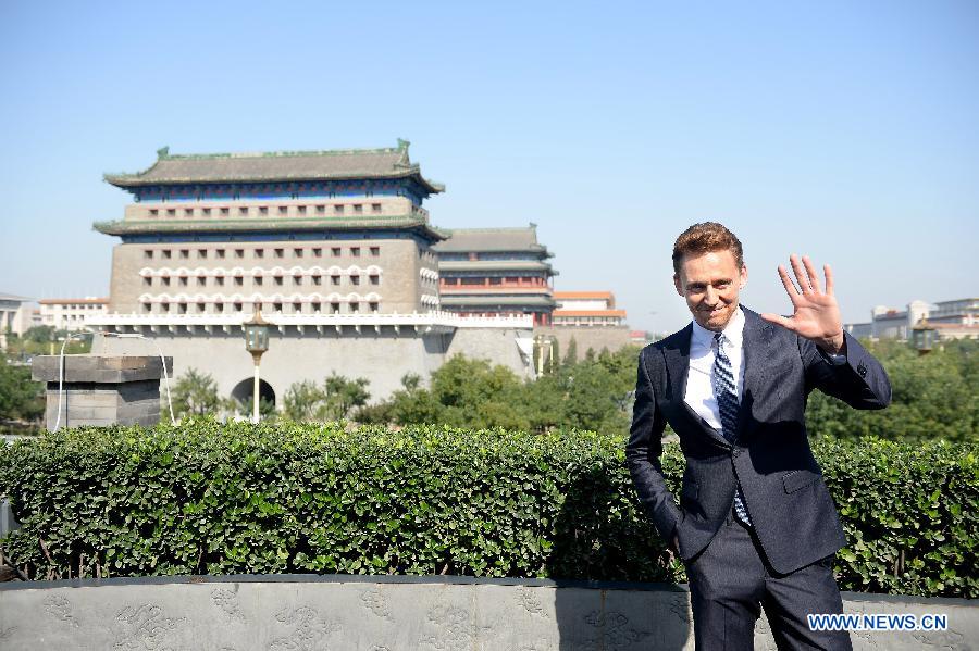 Tom Hiddleston promotes movie 'Thor: The Dark World' in Beijing