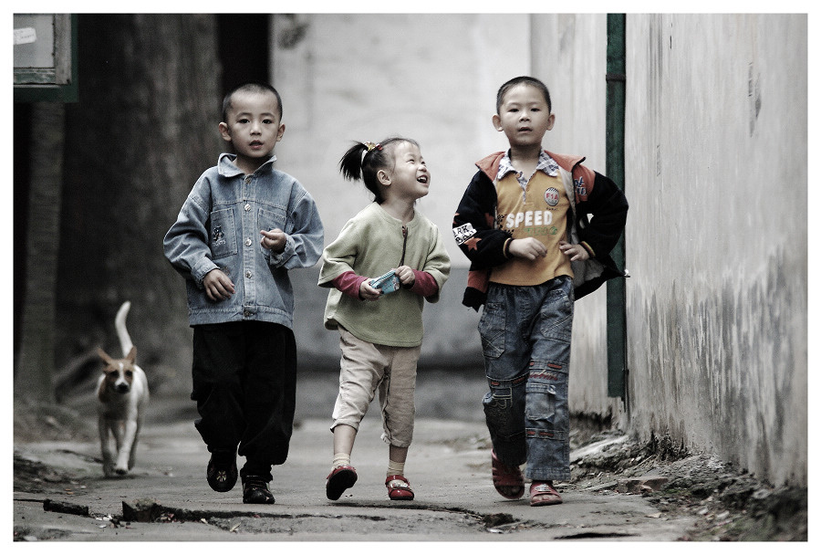 Editor's Pick:  Photos of Children (Group 1)