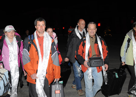 Tibet sees 1st foreign tourist group after resumption