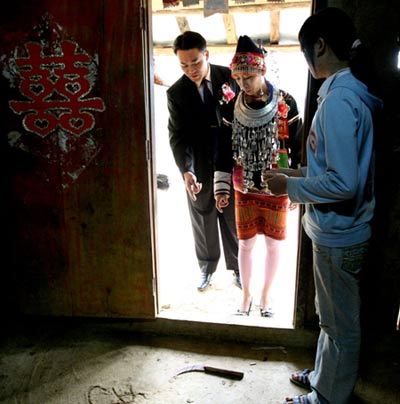 Li ethnic wedding